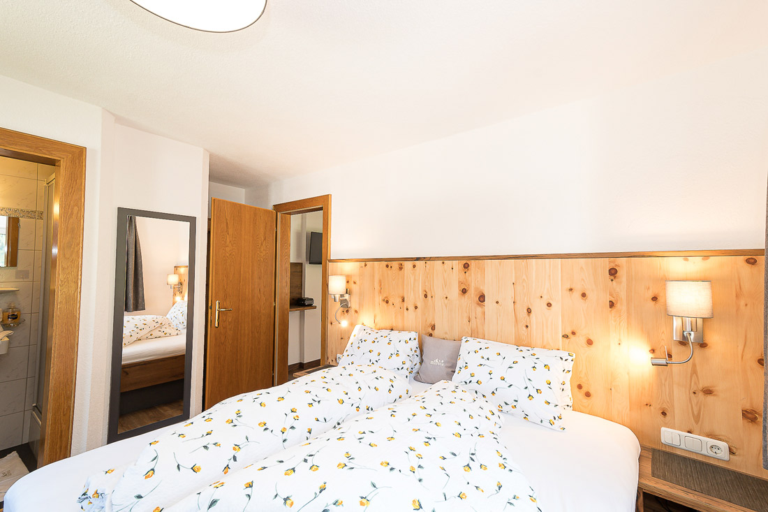 Bergli_Zimmer-1